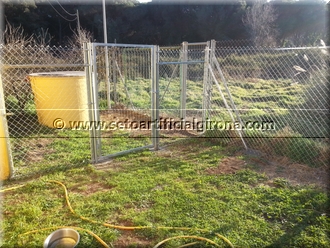 Realitzaci d'un tancat de 450ml per a una protectora d'animals.